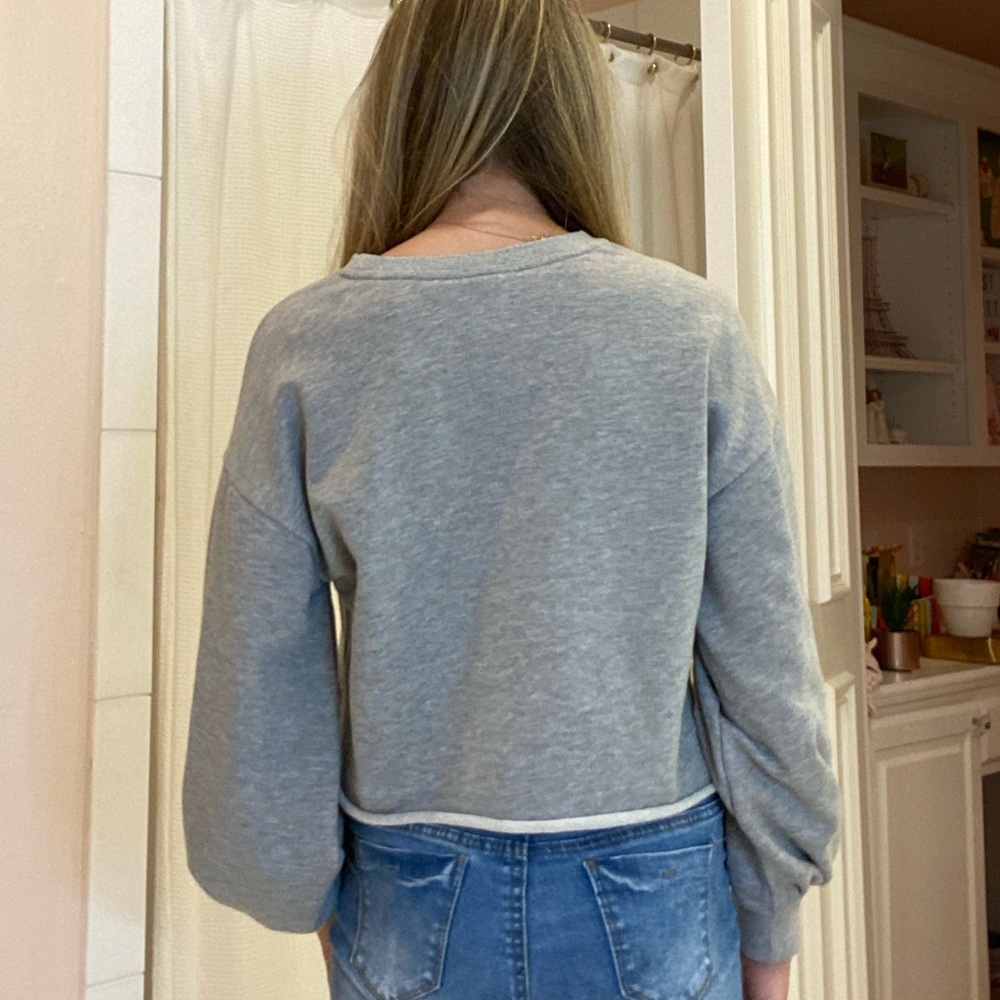 Cropped gray pullover - Picture 4 of 4